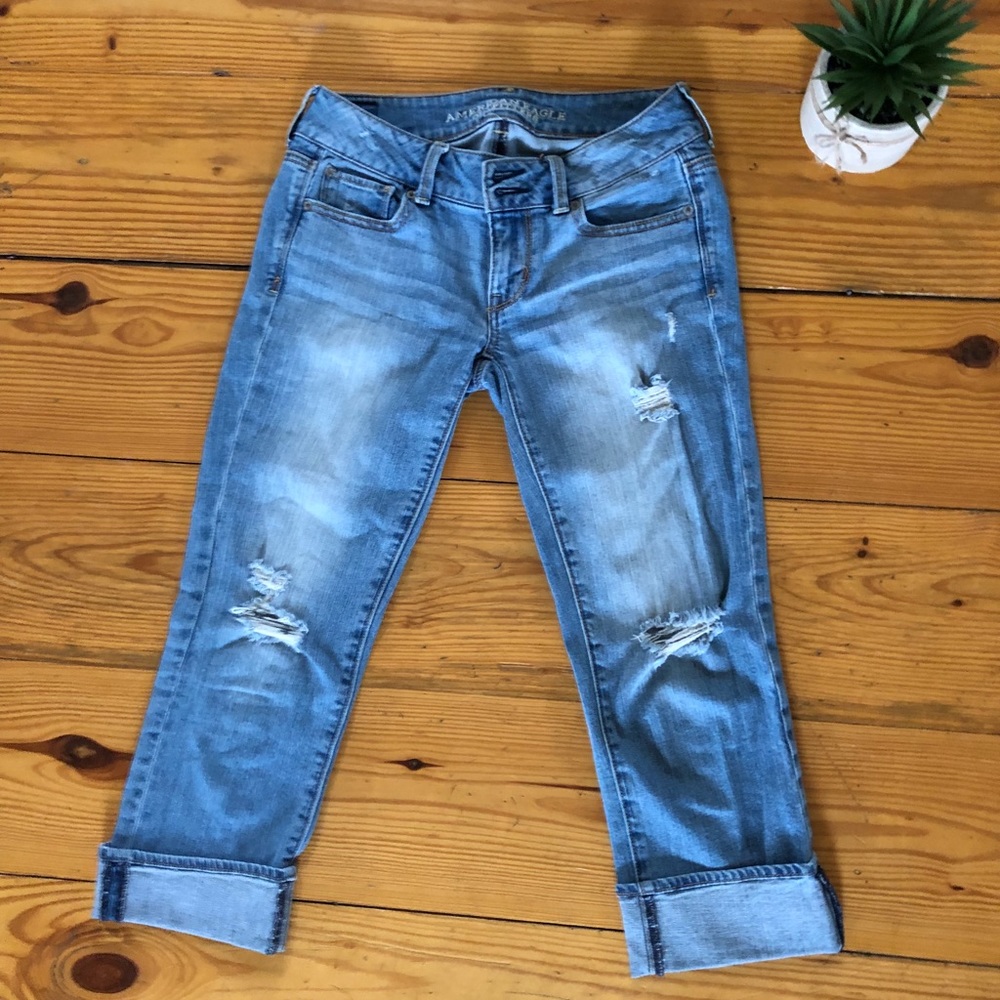 American Eagle Outfitters Denim Distressed Capris
